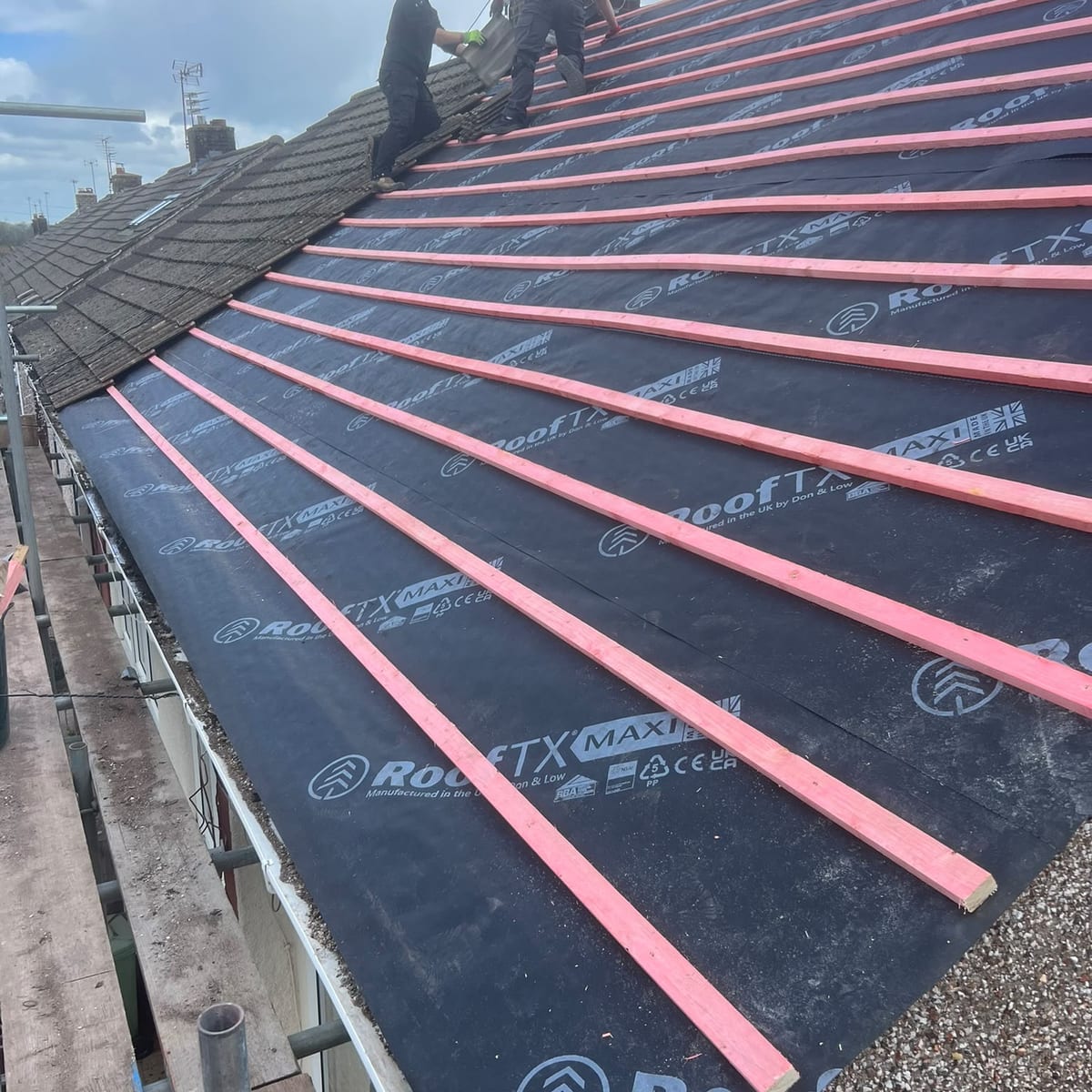 New roof underlay and battens